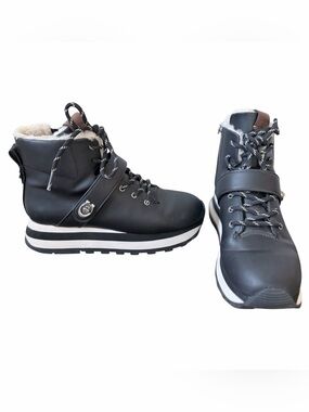 Coach City Hiker Black Faux Shearling Boots Women’s Size 6